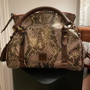 Handbag Dooney & Bourke